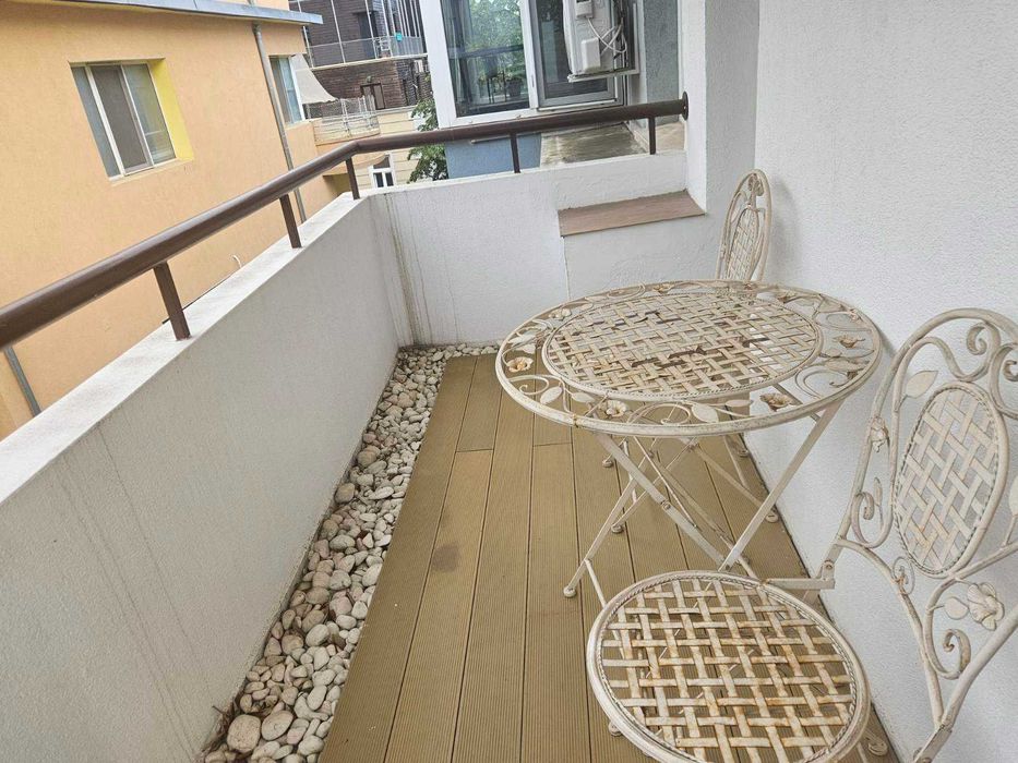 Дава се под наем Тристаен апартамент в Варна, Бриз - 100 кв.м за 1450 € - Снимка #3