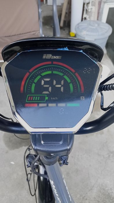 Elektro velik 50 km zapas xod 54 max skors