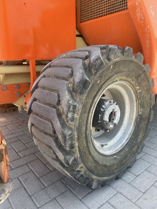 De vanzare sau da inchiriat nacela tip foarfeca 4x4