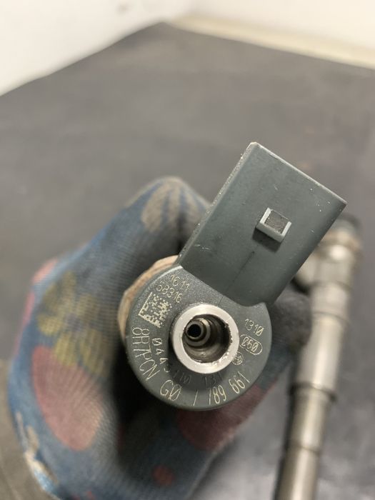 Injector BMW E60 530d E61 218cp 7789661 seria 5 E61 3.0 diesel