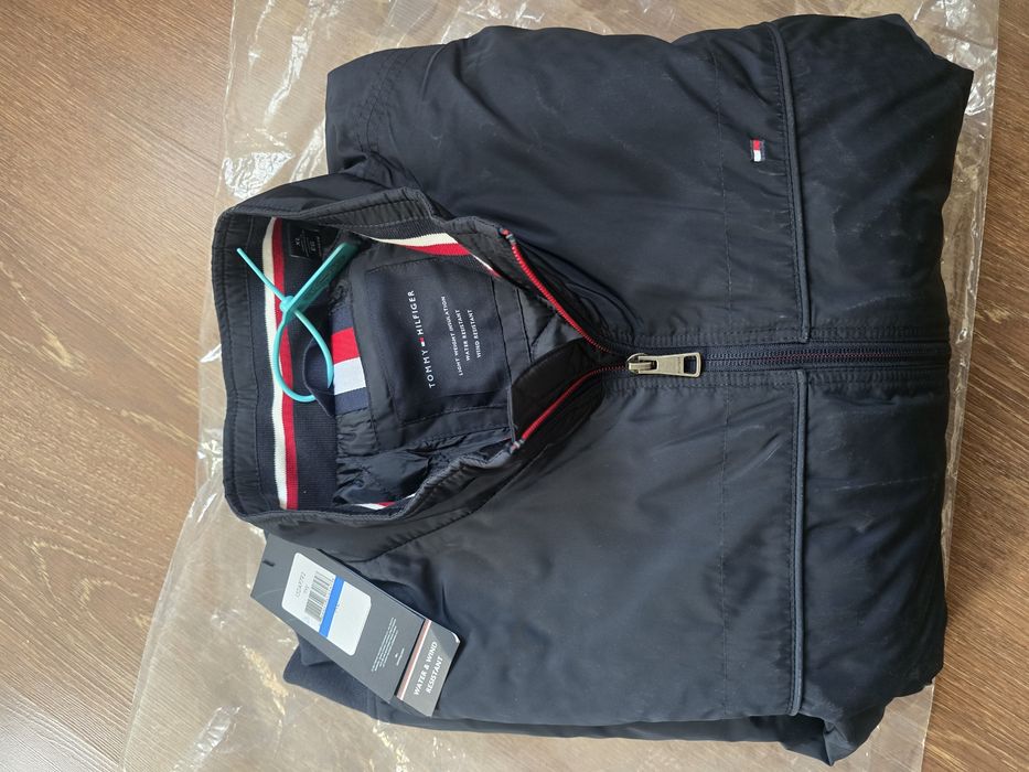 Куртка ветровка Tommy Hilfiger