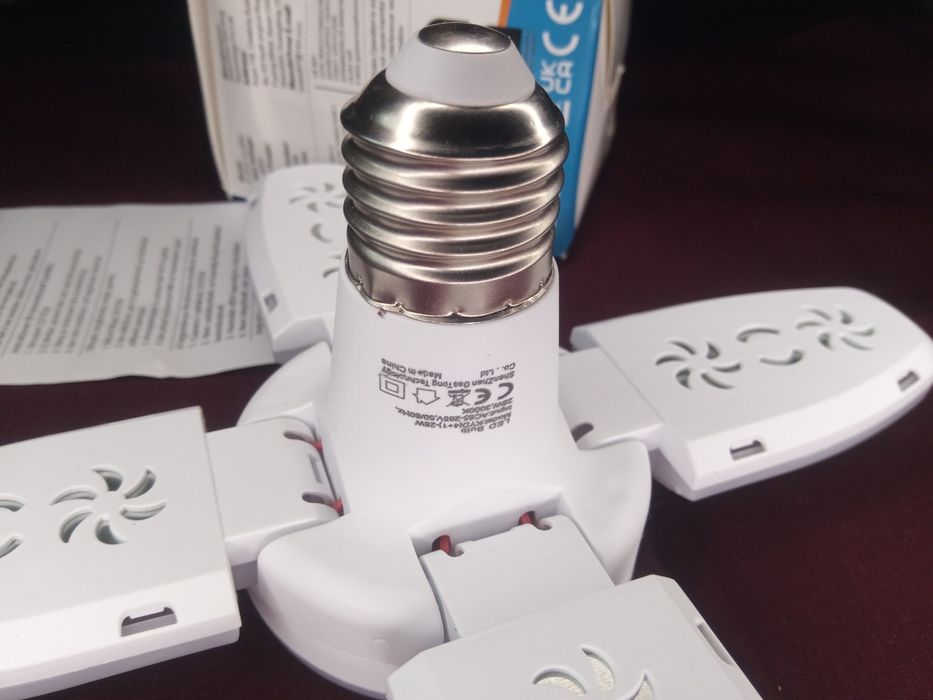 Бяла мини Led лампа