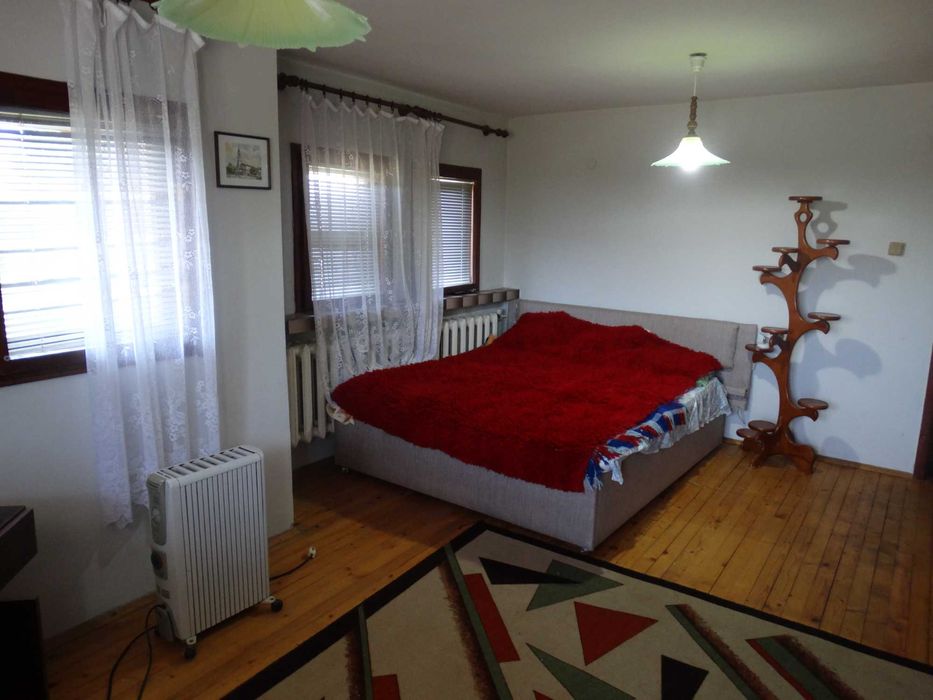 Продава се Къща в с. Разбойна, Област Търговище - 295 кв.м за 811 €/кв.м - Снимка #19