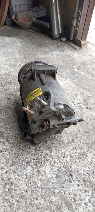 Compresor AC Ford Focus 3 C-Max Transit Connect 1.0ecob CV61-19D629-FB