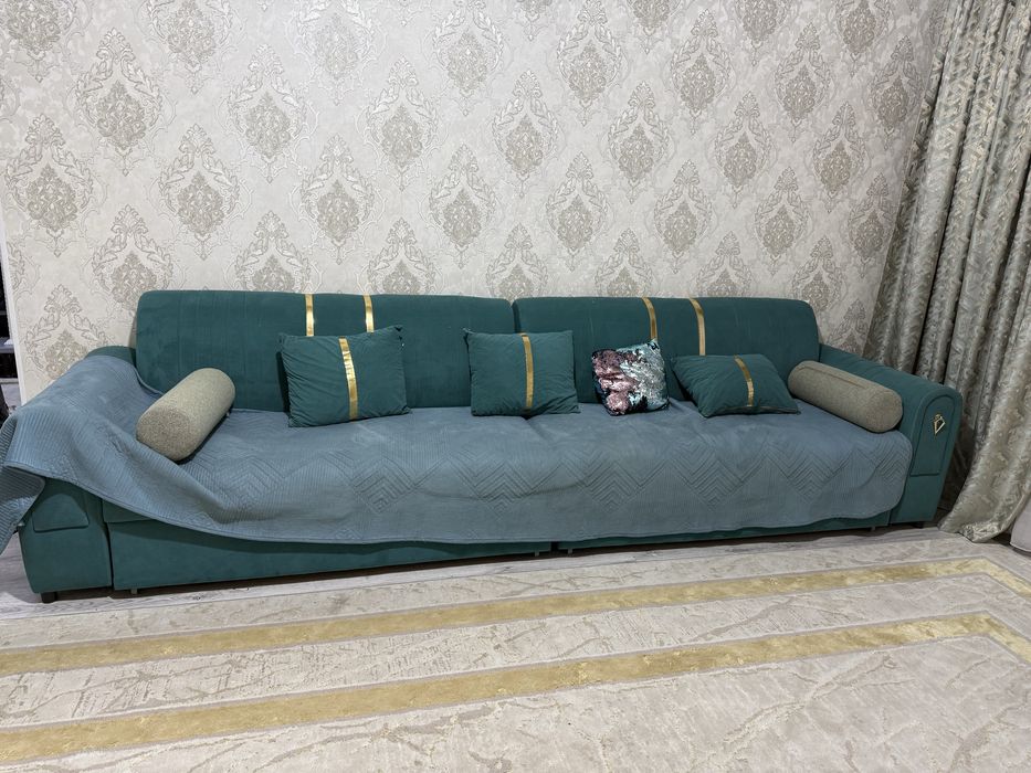 Продам диван 4 метр