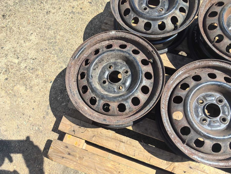 14 цола 4 х 100 мм Тойота / Кия / Мазда и други - 5,5 Инча / ЕТ 45