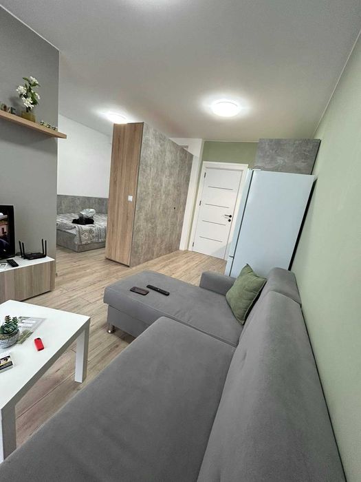 Двустаен тухлен обзаведен апартамент Победа-Касабова