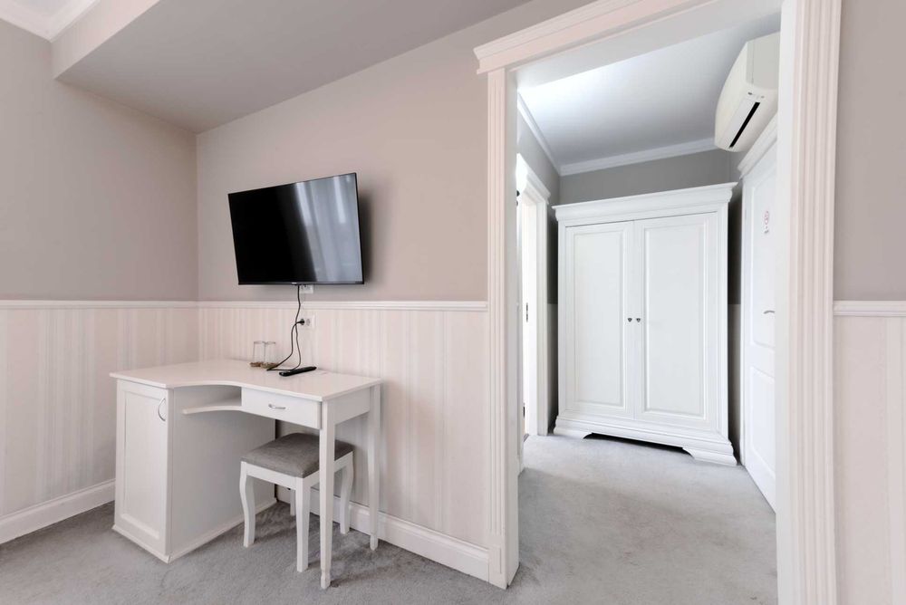 Camere si Apartamente in Regim Hotelier