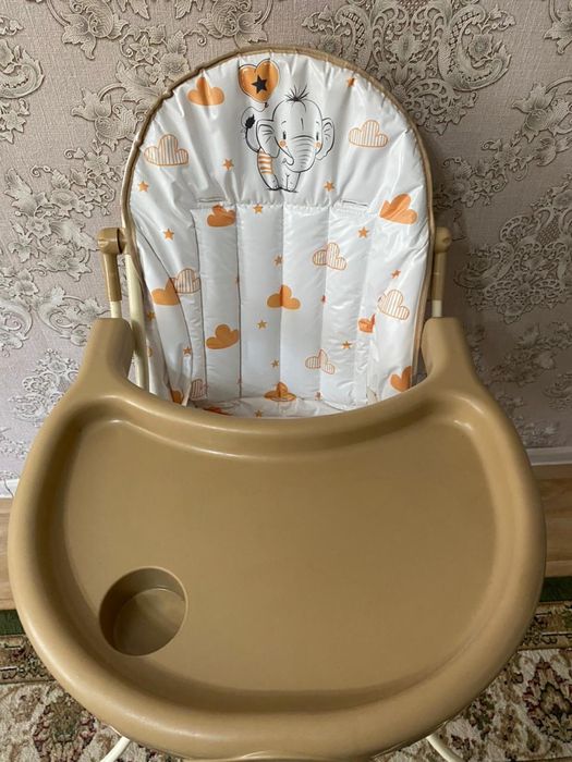 Детский столик