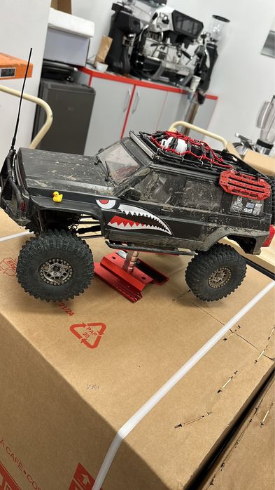 Masina teleghidata Crawler 1/10