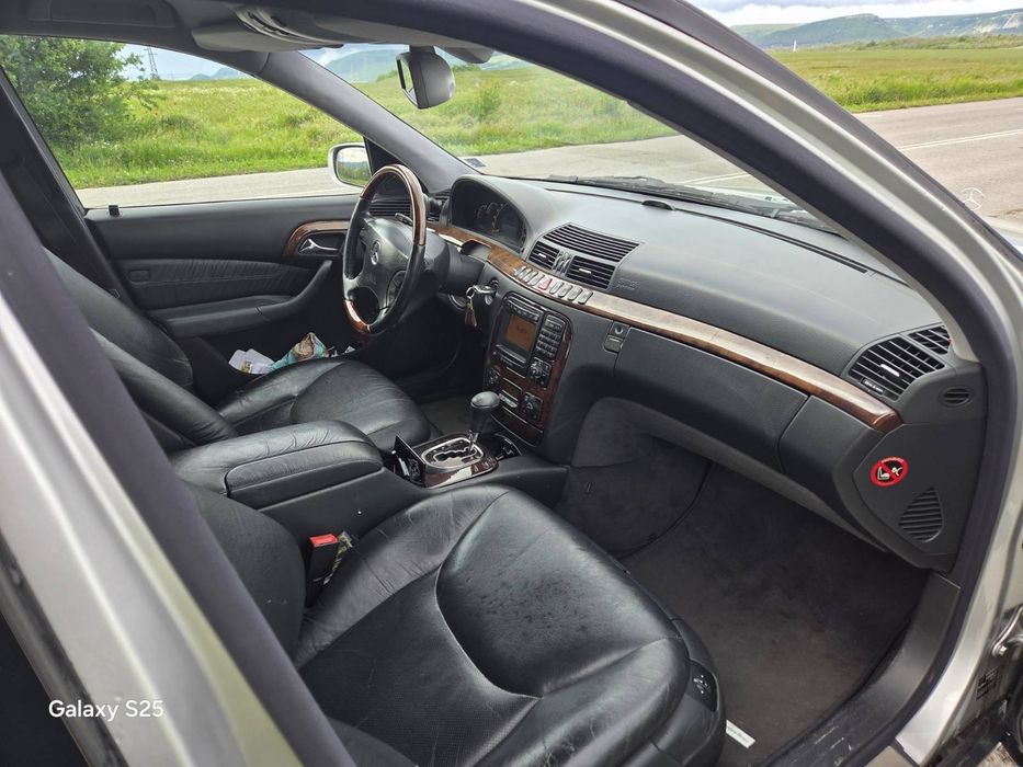 Mercedes Benz S320