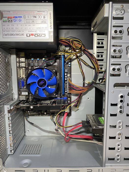 Компьютер i3 8/500