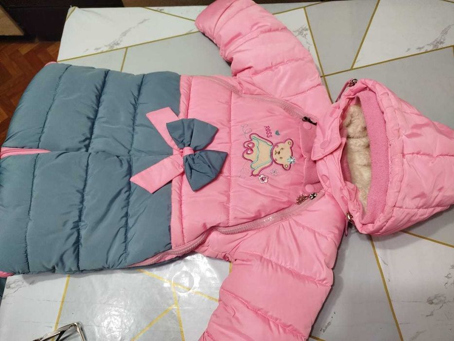 Продам дёшево комбинезон детский