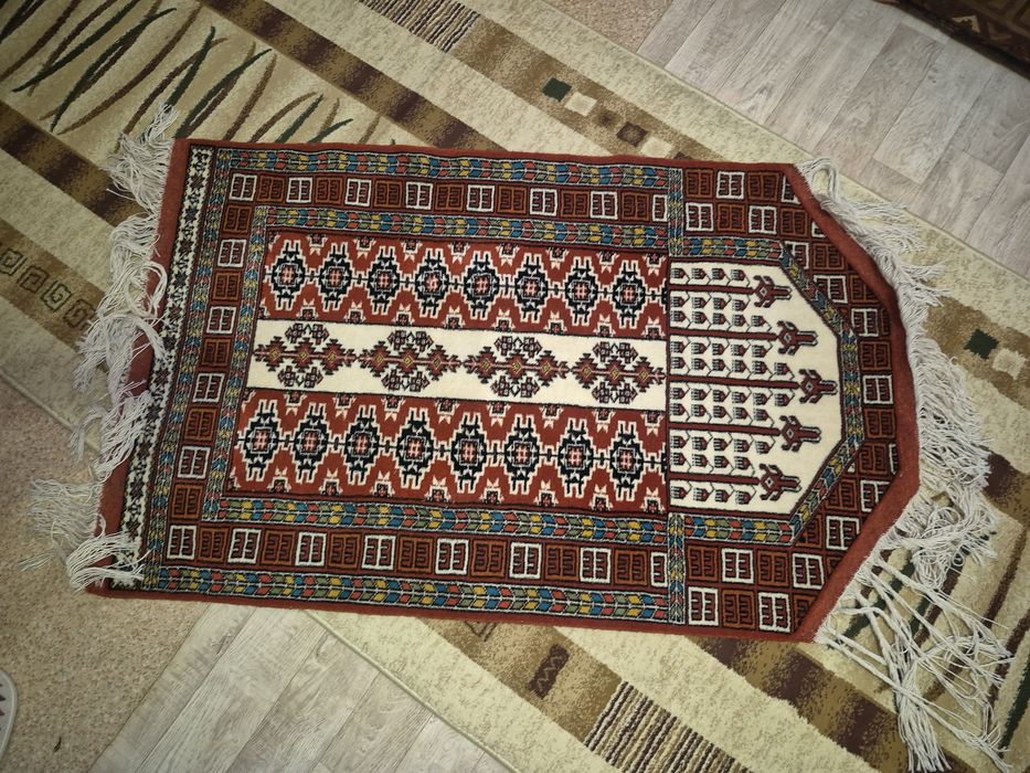 Бекет Ата картина мен кілем