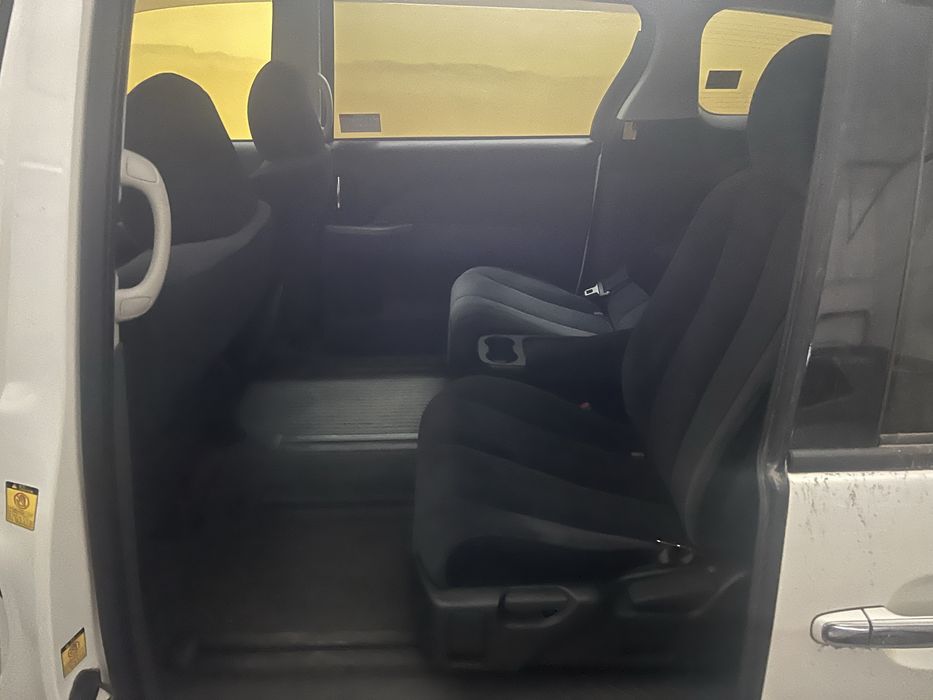 Тойота эстима 2010