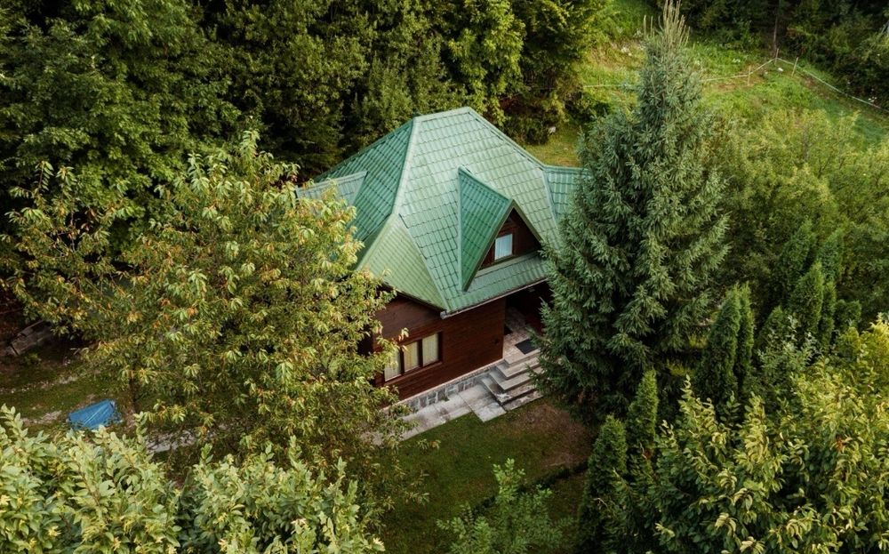 Ciubar gratis Noiembrie cabana cu 4 camere la Sovata