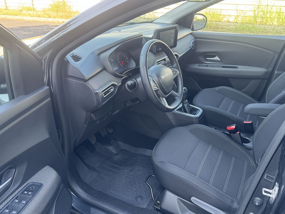 Dacia Logan 2024 full option  50000 km