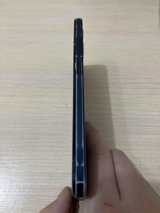 Продам OPPO A17.