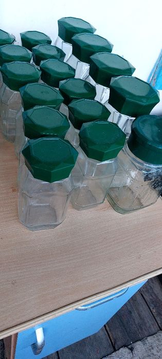 Продам банки стеклянные из под кофе