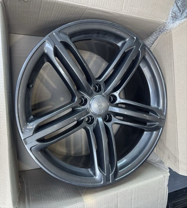Janta Aliaj  Q7 Audi 21"  5x130  R21 Touareg Porche