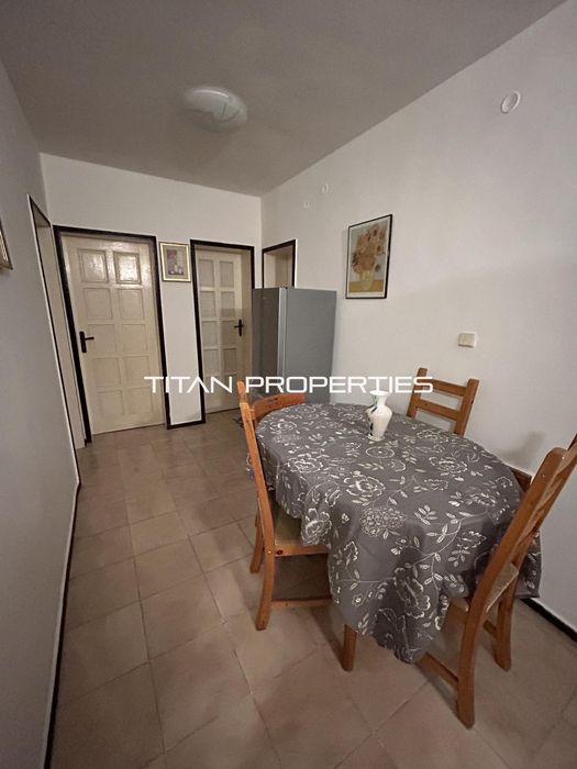 Дава се под наем Тристаен апартамент в Варна, м-т Траката - 65 кв.м за 500 € - Снимка #4