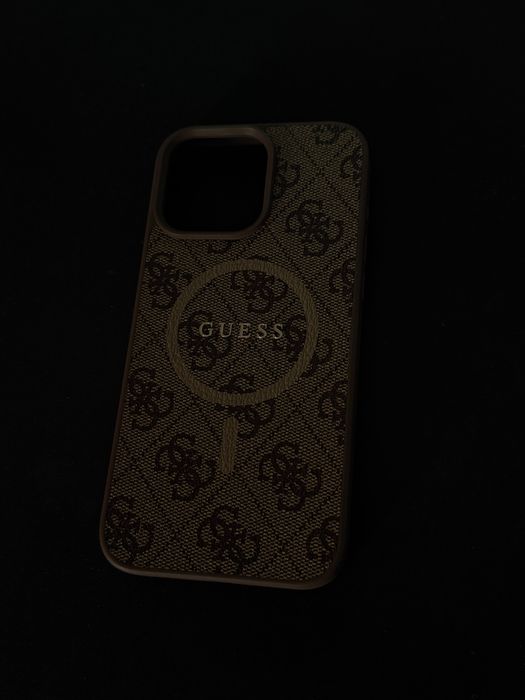 Husă Guess iPhone 16 Pro Max