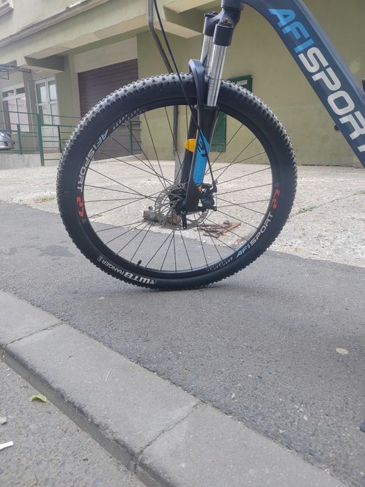 Vând bicicleta Afi Sport M2 roti 27"