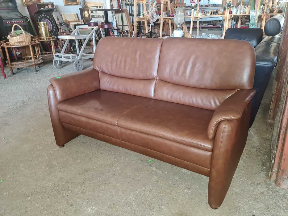 кожен диван двойка внос от европа