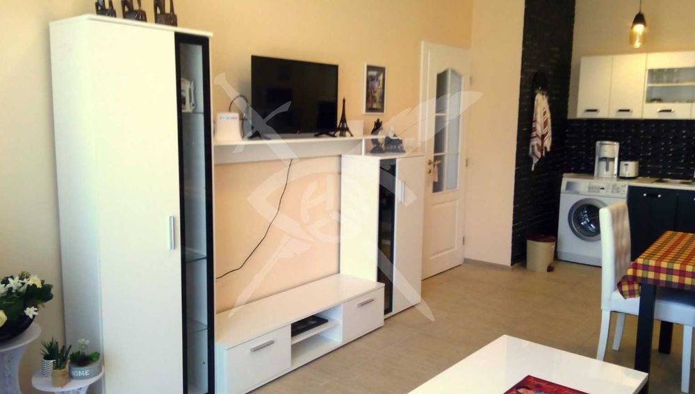 Продава се Двустаен апартамент в к.к. Елените - 59 кв.м за 984 €/кв.м - Снимка #3