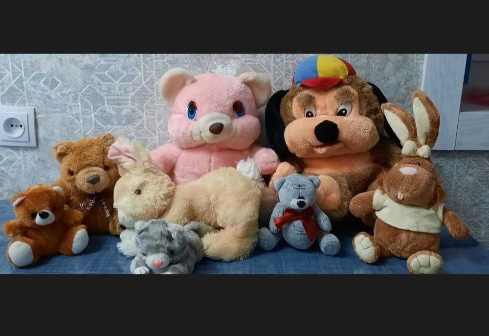 Yumshoq uyinchoqlar sotiladi. Детские игрушки.