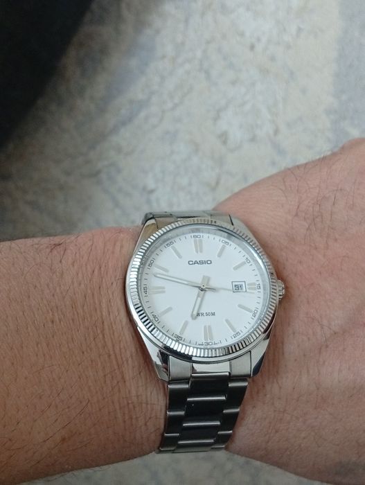 casio сағаты сатылады