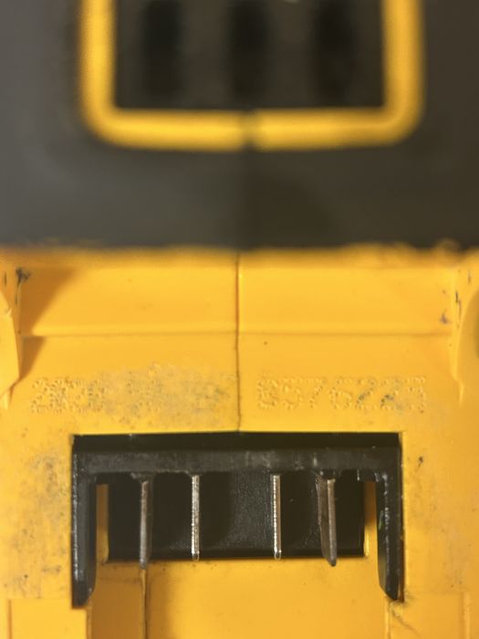 Rotopercutor DeWalt DCH273