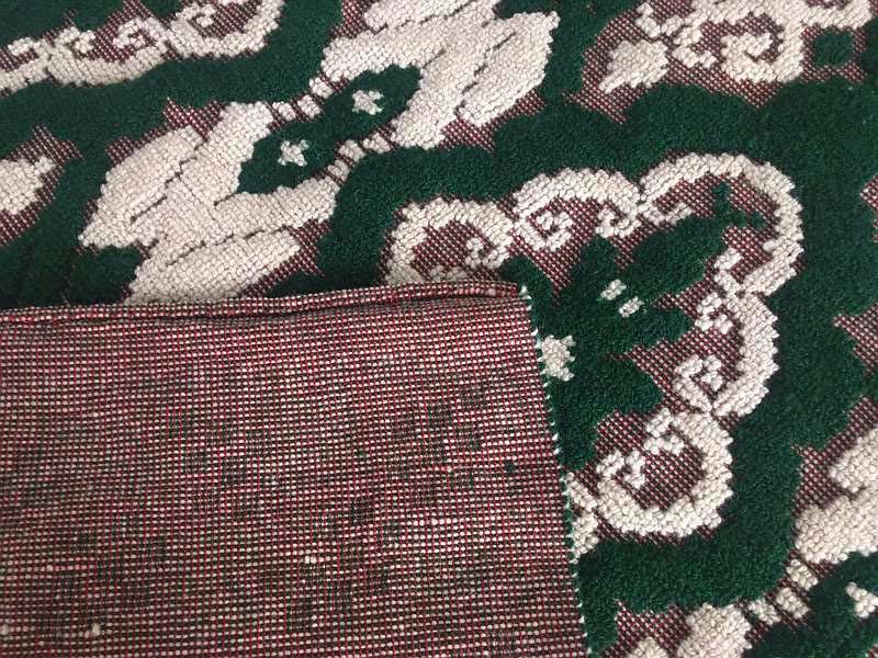 cuvertura NOUA din lână de oaie - lucrata manual in zona Vama Buzaului