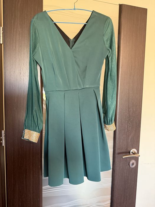 Vend rochie midi Atmosphere