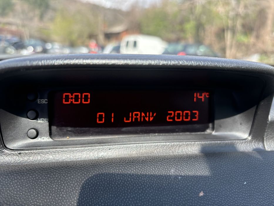 Пежо 307 1.6 hdi комби 3броя на части.