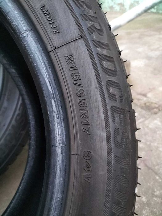 215 55 17 M+S Bridgestone