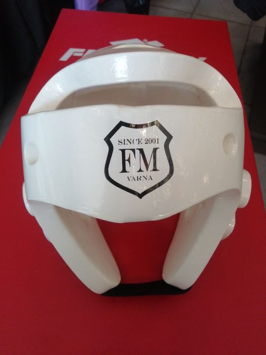 Протектори за карате (глава, ръце, слабините, крака)