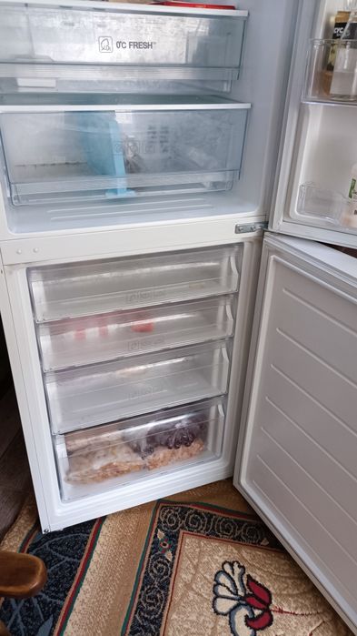 Продам холодильник