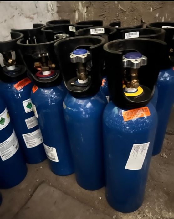 Продам баллоны Азотные 5 литровые.