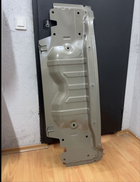 Престилка Tesla model 3