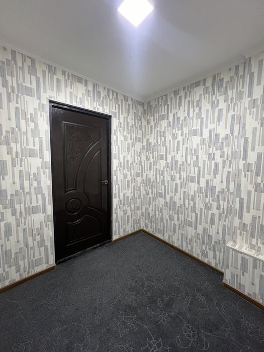 Прадается квартира 3 хонали 4 хона килинган