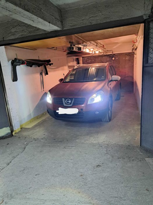 Дава се под наем Гараж / Паркомясто в София, Банишора - 19 кв.м за 91.8 € - Снимка #1