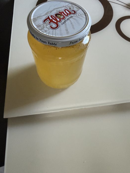 Vand stupi si miere naturala ( angro 15 lei kg) sau la kg