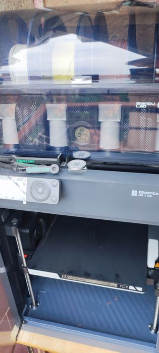 Imprimantă 3D Bambulab P1S cu AMS