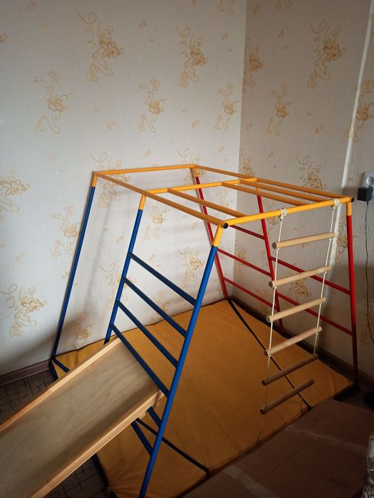 Продам детский спортивный комплекс