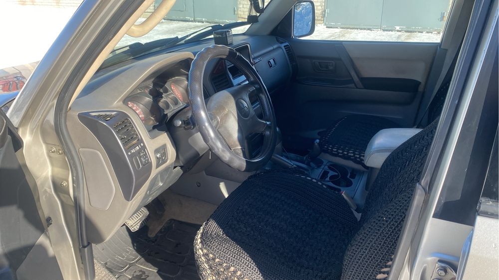 Продам Mitsubishi Montero3 2002 г.