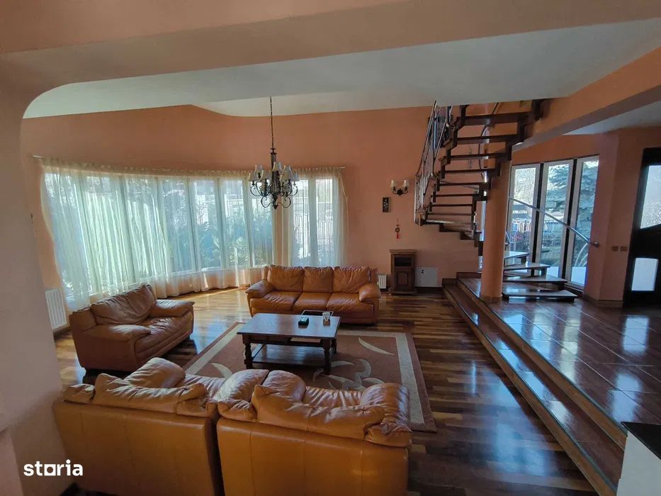Casa de inchiriat de 190mp , teren de 678 mp , zona : Cluj Europa
