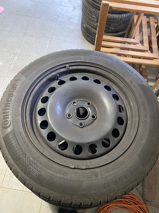Anvelope  215/65 R 17 M+S Roata complete