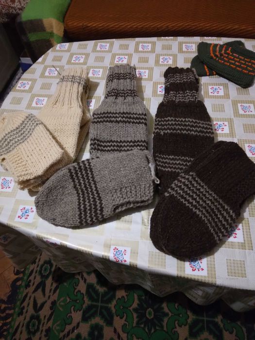 Чорапи и терлици