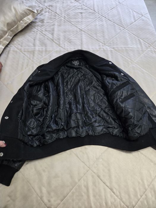 Плащи, бомбер  в хорошем состоянии